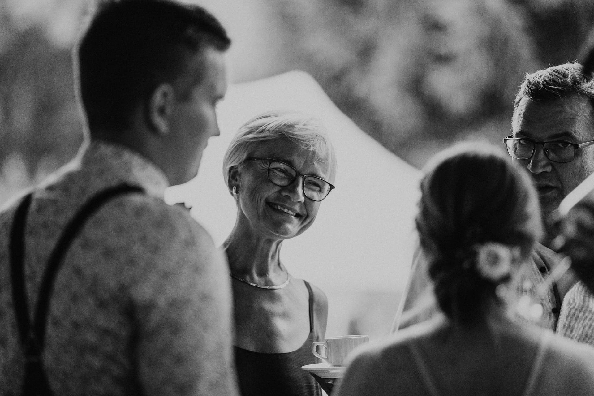 wedding guests, hochzeitsgäste, laughter, laughing, hochzeit berlin, mühle tornow